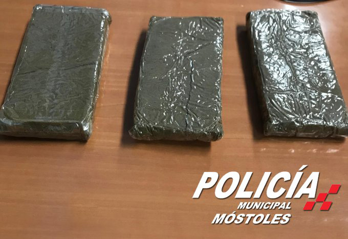 Detenido durante un control preventivo un hombre con varias tabletas de hachís