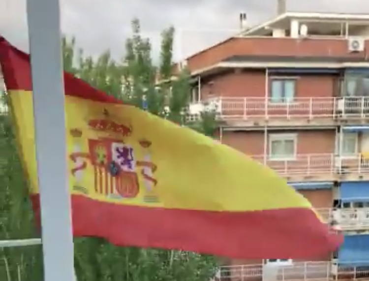 Las caceroladas contra el PSOE también se dejan oír en Móstoles