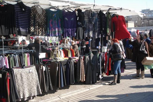 Móstoles reabrirá el mercadillo municipal este martes y lo traslada a Finca Liana