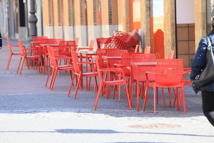 Los locales de ocio y hostelería amplían su horario durante las Fiestas Patronales