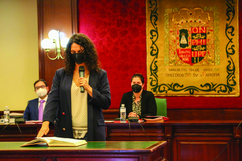 Noelia Posse acomete la enésima remodelación de Gobierno tras la jubilación de la concejala Beatriz Benavides
