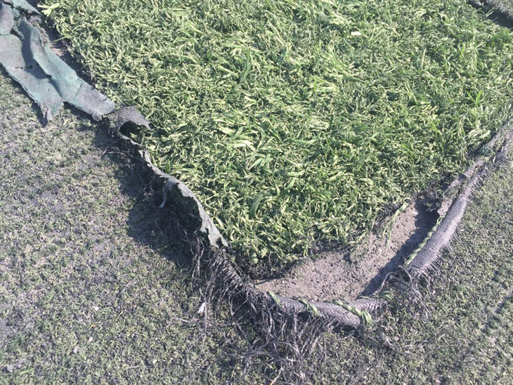 Más de 2.000 niños entrenan en los campos Iker Casillas con deficiencias de iluminación y con graves riesgos de lesiones