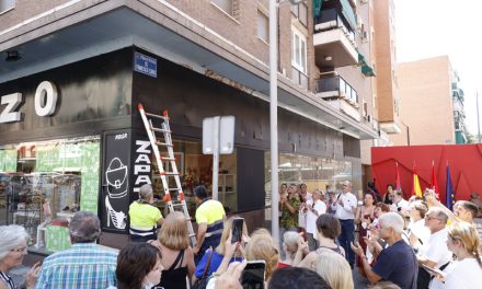 Móstoles reconoce al pintor y escultor Francisco Cobos con una calle en su nombre