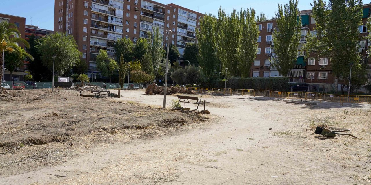 Móstoles recupera el espacio público situado entre las calles Río Sella y Río Duero donde se plantará arbolado y se instalarán zonas infantiles y biosaludables