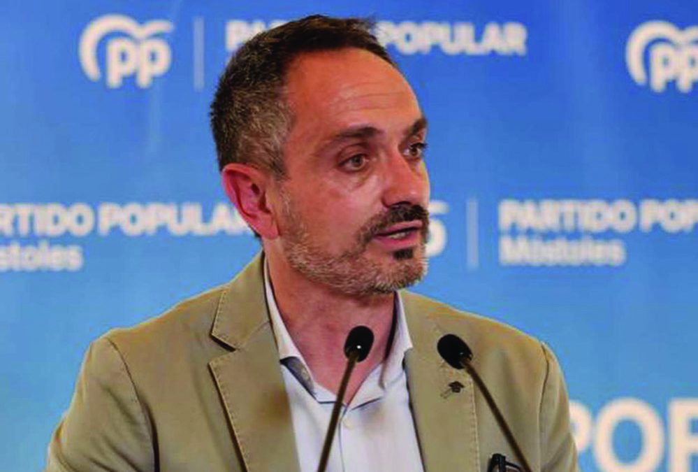 La oposición exige la dimisión inmediata del alcalde de Móstoles tras la denuncia por acoso a una edil del PP