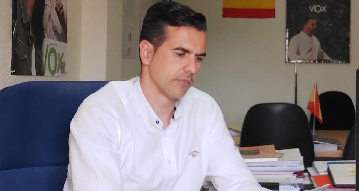 Dimite el concejal de Vox Móstoles Israel Díaz tras el pacto de Gobierno con el PP