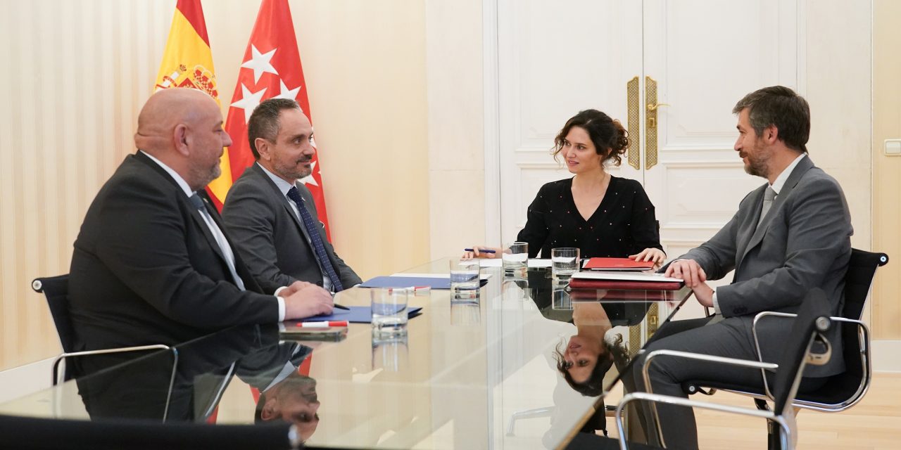 Bautista y Ayuso se reúnen para estudiar proyectos futuros para Móstoles