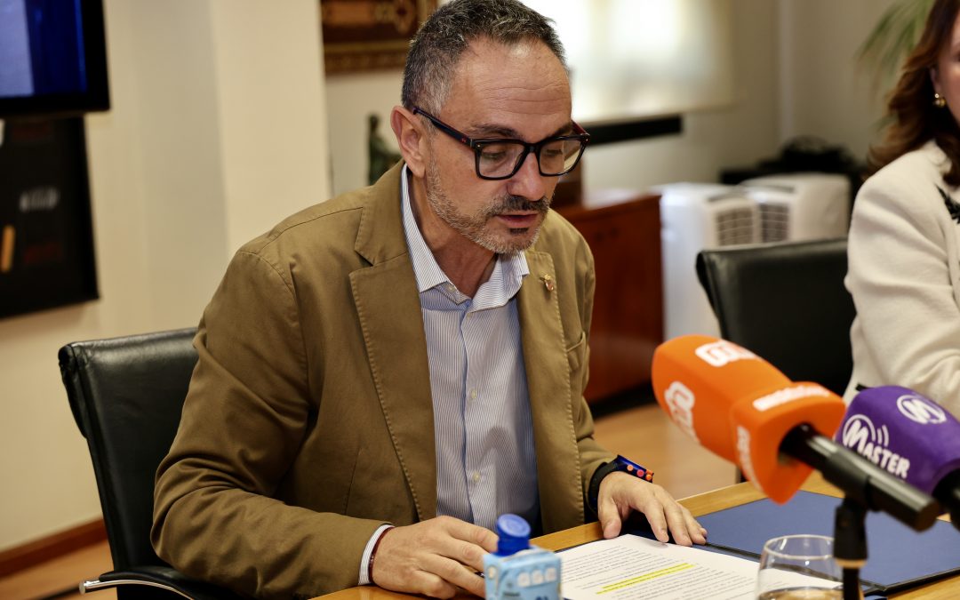 Dimite un cargo de confianza de la exedil del PP que acusa al  alcalde de Móstoles de acoso