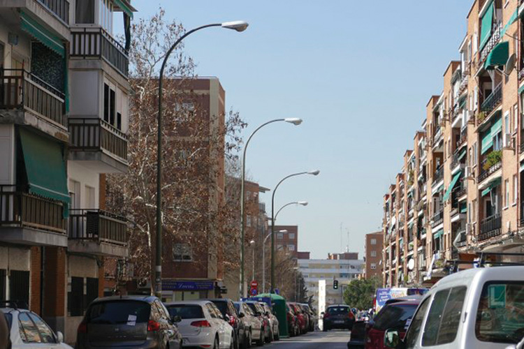 El Ayuntamiento peatonaliza varias vías para garantizar las distancias sociales durante las salidas