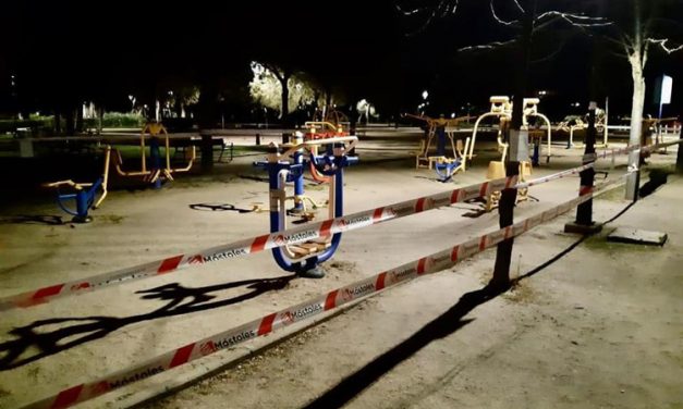 Móstoles cierra las áreas infantiles para frenar la propagación del coronavirus
