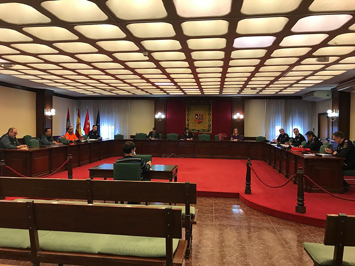 Crean una comisión para estudiar y analizar el fin del confinamiento