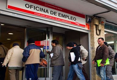 El paro en abril se dispara en Móstoles: 1.667 desempleados más