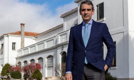 “Nos va a tocar hacer alquimia educativa”