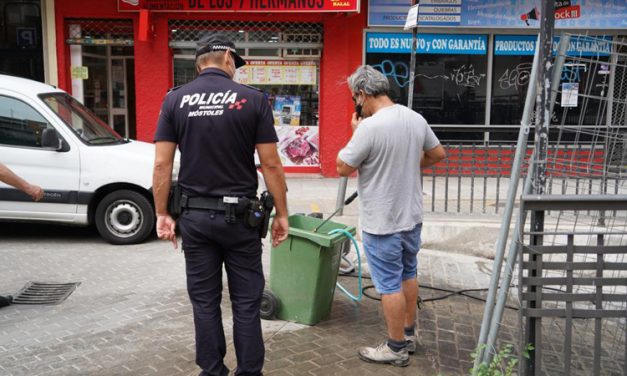 La Policía Municipal impone 52 multas durante el fin de semana por uso indebido de la mascarilla