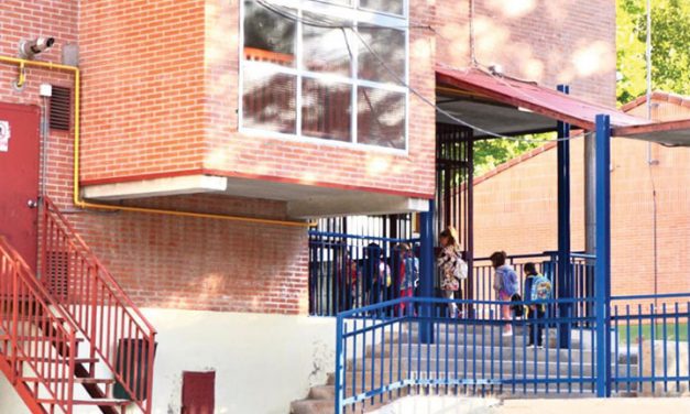 Más de 4.000 alumnos se beneficiarán del servicio de auxiliares de aseo e higiene personal