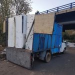 La Policía Municipal frustra el vertido de 18 frigoríficos al río Guadarrama