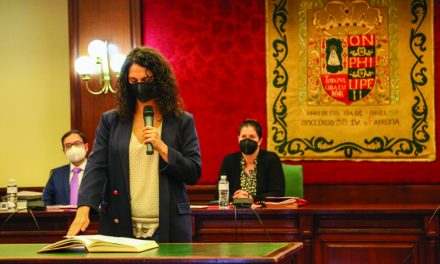 Noelia Posse acomete la enésima remodelación de Gobierno tras la jubilación de la concejala Beatriz Benavides