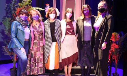 Carmen Calvo, la Asociación de Mujeres Juezas de España, Luna Reyes y Rozalén, premiadas por su lucha contra la violencia machista