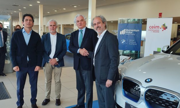 CEIM y Grupo Momentum firman un acuerdo para la utilización por parte de la patronal de vehículos BMW 100% eléctricos