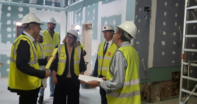 La Comunidad de Madrid reforma un centro de mayores en Móstoles para dotarlo de una sala polivalente que mejore la oferta social y de ocio del municipio