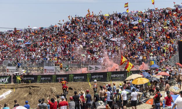 Miles de aficionados vibraron con el Mundial de motocross en el circuito de intu Xanadú en Arroyomolinos