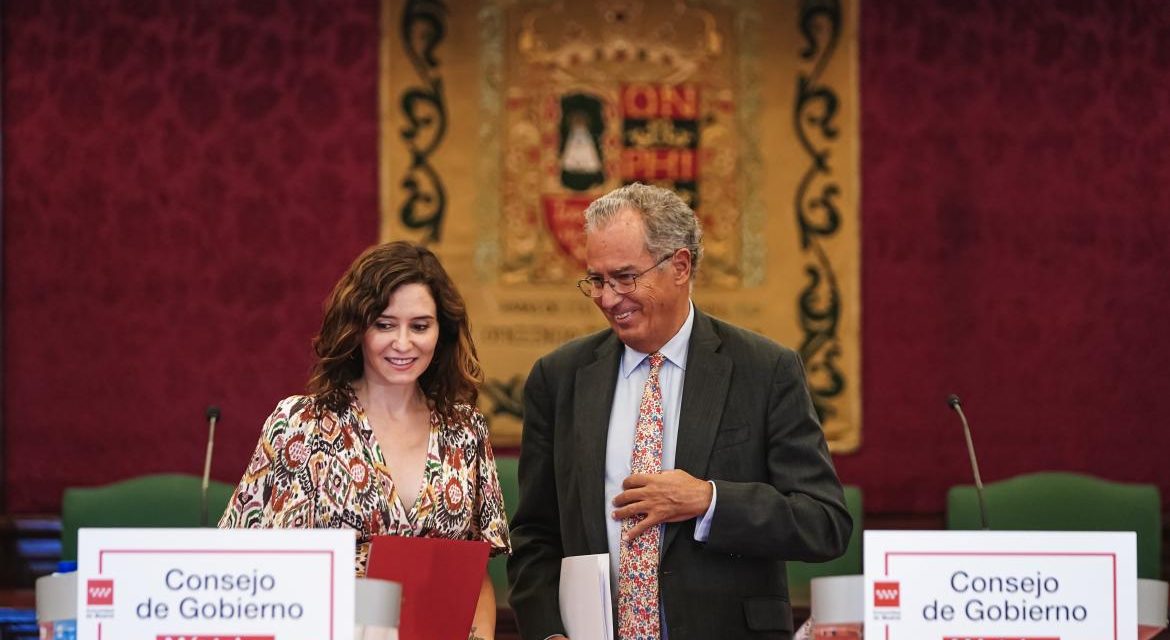 Ayuso anuncia una inversión superior a los 100 millones de euros en Móstoles