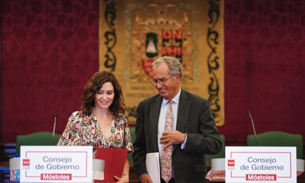 Ayuso anuncia una inversión superior a los 100 millones de euros en Móstoles