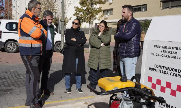 El Gobierno local sustituye los contenedores soterrados por otros en superficie