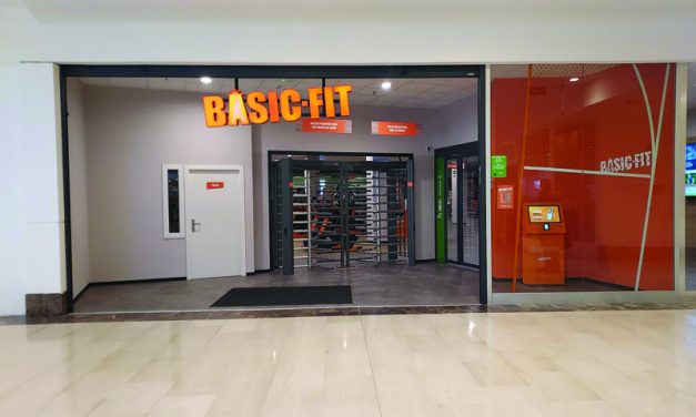 Basic Fit aterriza en el Centro Comercial TresAguas