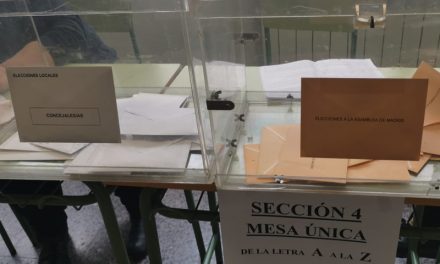 Las 7.118 mesas electorales de la región han quedado constituidas a las 9:35 horas: 4.839.234 madrileños están llamados a las urnas