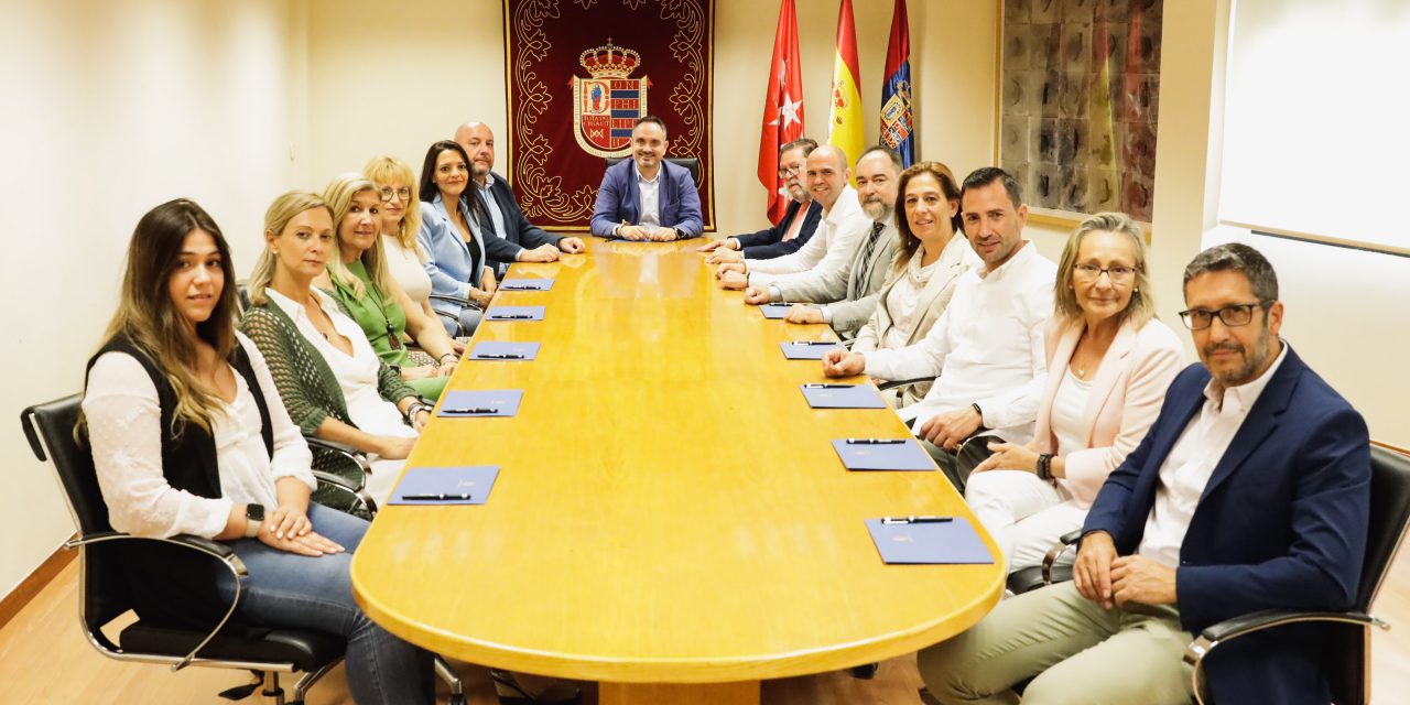 PP y Vox mantienen la primera reunión de Gobierno y difunden los ejes fundamentales de su acuerdo