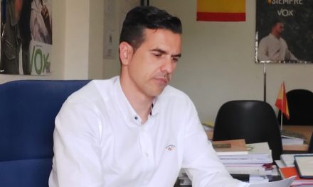 Dimite el concejal de Vox Móstoles Israel Díaz tras el pacto de Gobierno con el PP