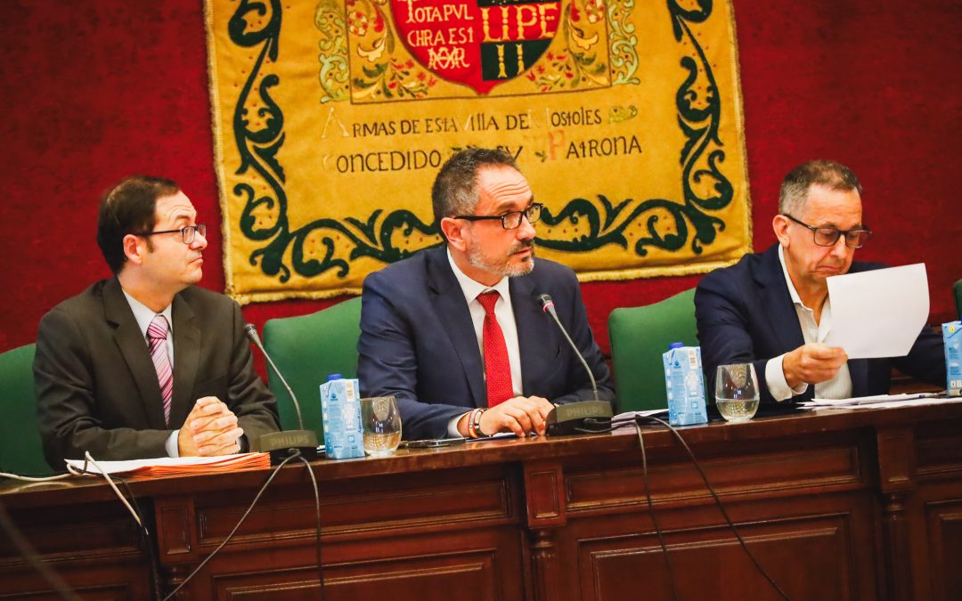 El Pleno de Móstoles aprueba mantener las retribuciones de los miembros de la Corporación Municipal