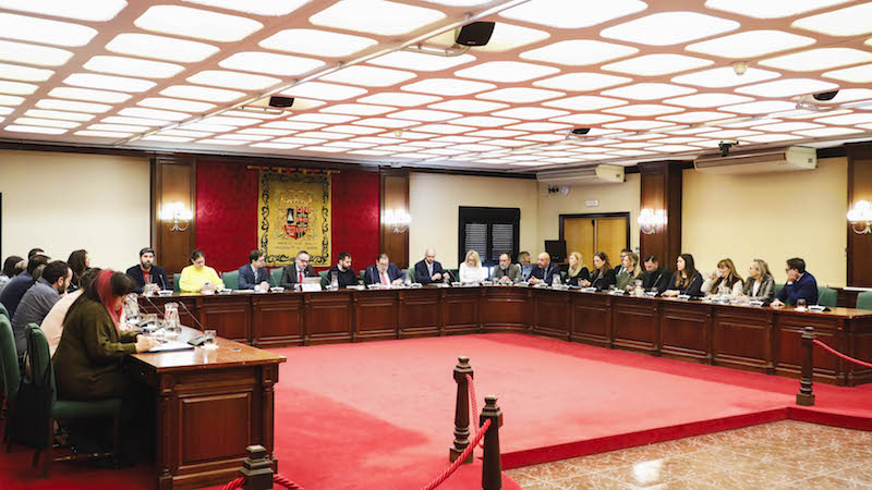 Móstoles reclama al Gobierno central eliminar el “techo de gasto” para poder invertir el superávit municipal
