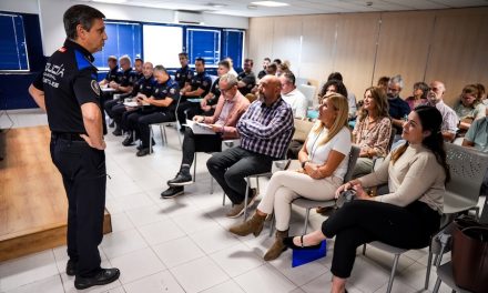 Móstoles refuerza la seguridad en los institutos con un plan de vigilancia policial durante todo el curso