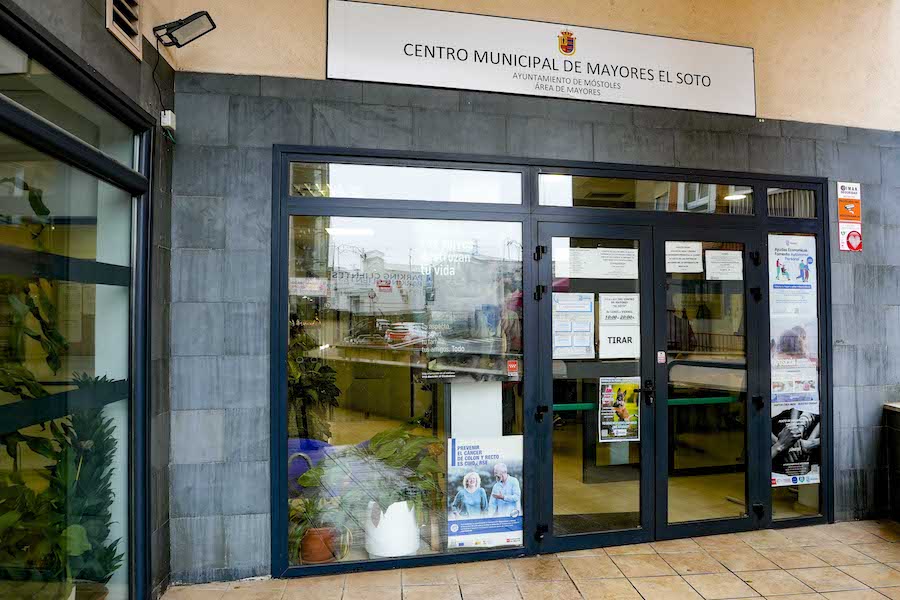 Móstoles renueva los sistemas de climatización en edificios municipales clave para mejorar el confort de mayores y policías