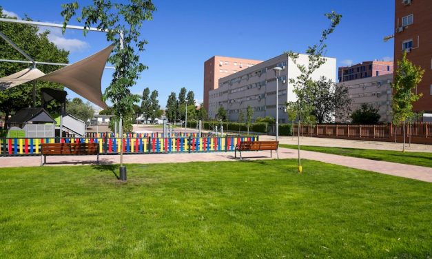 Móstoles renueva el parque PP8 con nuevas zonas verdes y un área infantil de 350 metros
