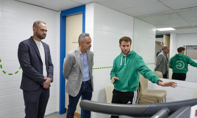 Un programa de ejercicio físico adaptado atiende a 40 pacientes con cáncer en Móstoles