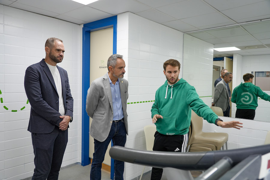 Un programa de ejercicio físico adaptado atiende a 40 pacientes con cáncer en Móstoles