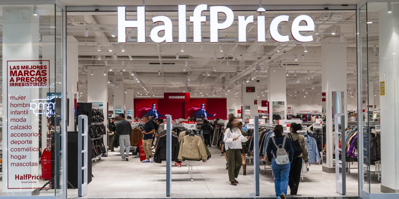 HalfPrice abre en TresAguas con casi 2.000 m² de moda, calzado y hogar de primeras marcas a precios reducidos
